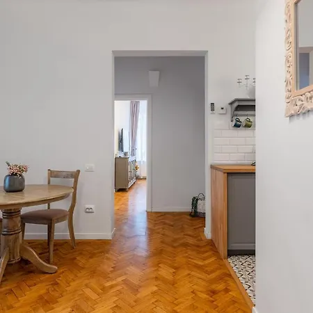 Lejlighedshotel With Complimentary Parking Braşov